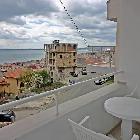 Апартаменты Guest Casa Luba Свети-Влас